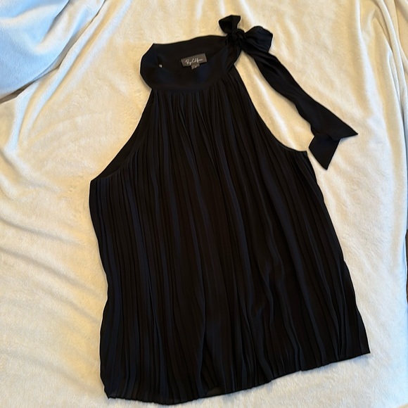 Women’s sleeveless top by Byer California - Picture 1 of 6